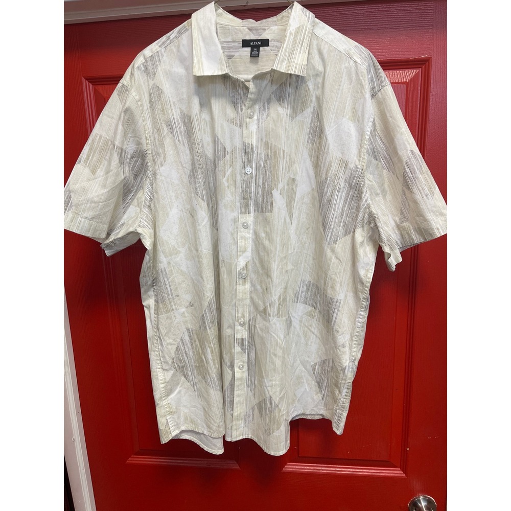 Alfani Mens Short Sleeve Button Down Shirt Tan Grey Geometric Abstract Cotton